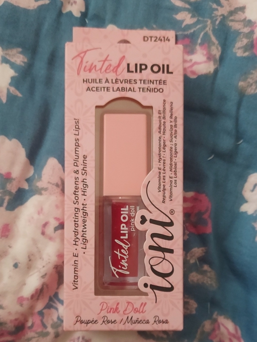Ioni Tinted Lip Oil in Pink Doll - Pink